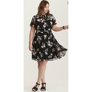 TORRID Multicolor Floral Black Chiffon Dress Sz 18